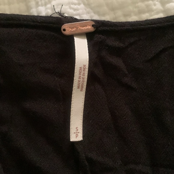 Black Free People embroidered flowy dress - Picture 6 of 7